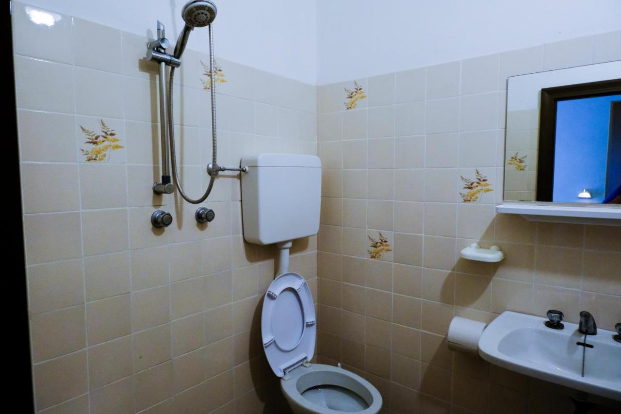 Hotel Chiara Ріміні Екстер'єр фото